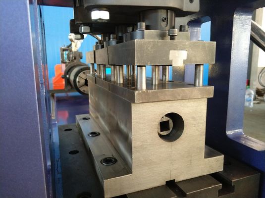 CK40CNC Maszyna do przebijania otworów rurowych wysokiej dokładności CNC Automatyczne przebijanie pręta